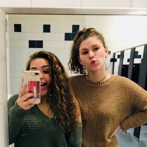 Meet your Posher, Anna